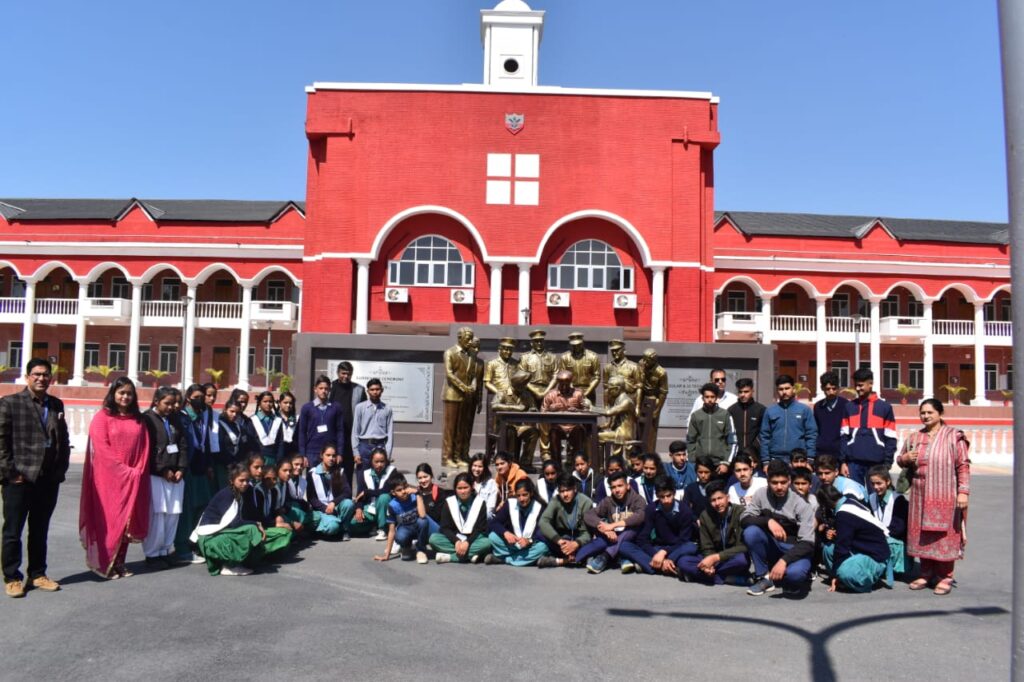 Educational tour of GIC thangthar students, rajabhavan and ima visit