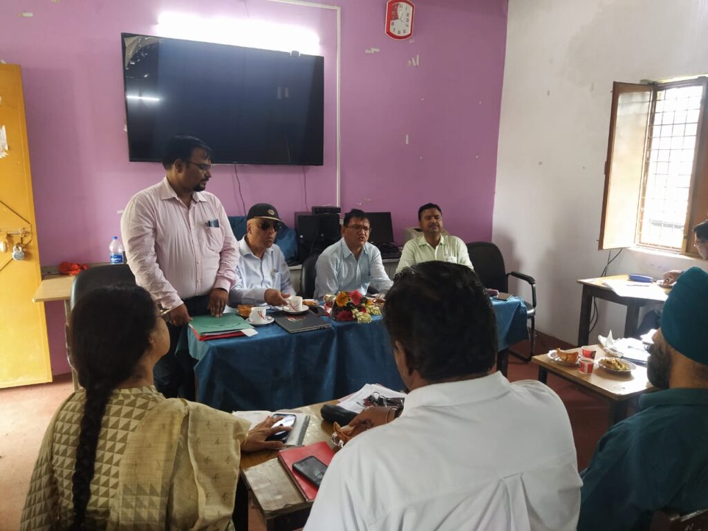 Review meeting of inspire award manak registration by CEO Dehradun