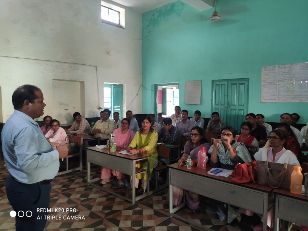 Vocational education teachers training at diet dehradun