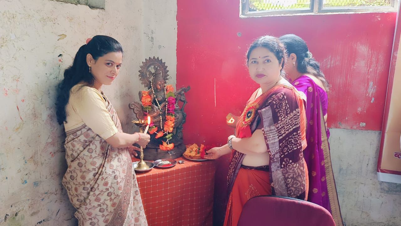 रायपुर विकासखंड की विज्ञान संगोष्ठी में वैष्णवी रही प्रथम, अनंत और तनिका को मिला दूसरा और तीसरा स्थान