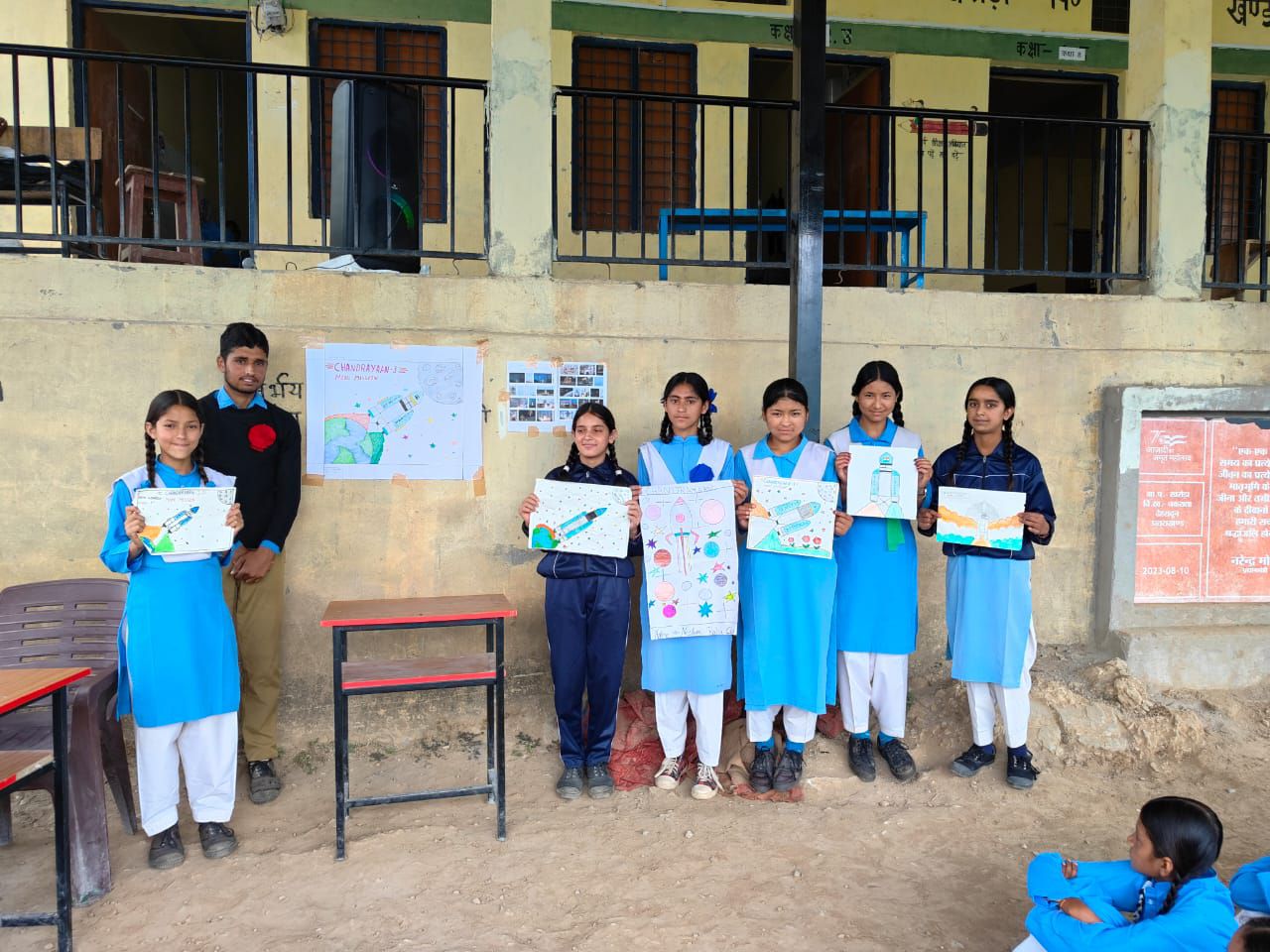 अंतरिक्ष दिवस पर छात्रों को दी भारत के बढ़ते कदमों की जानकारी…