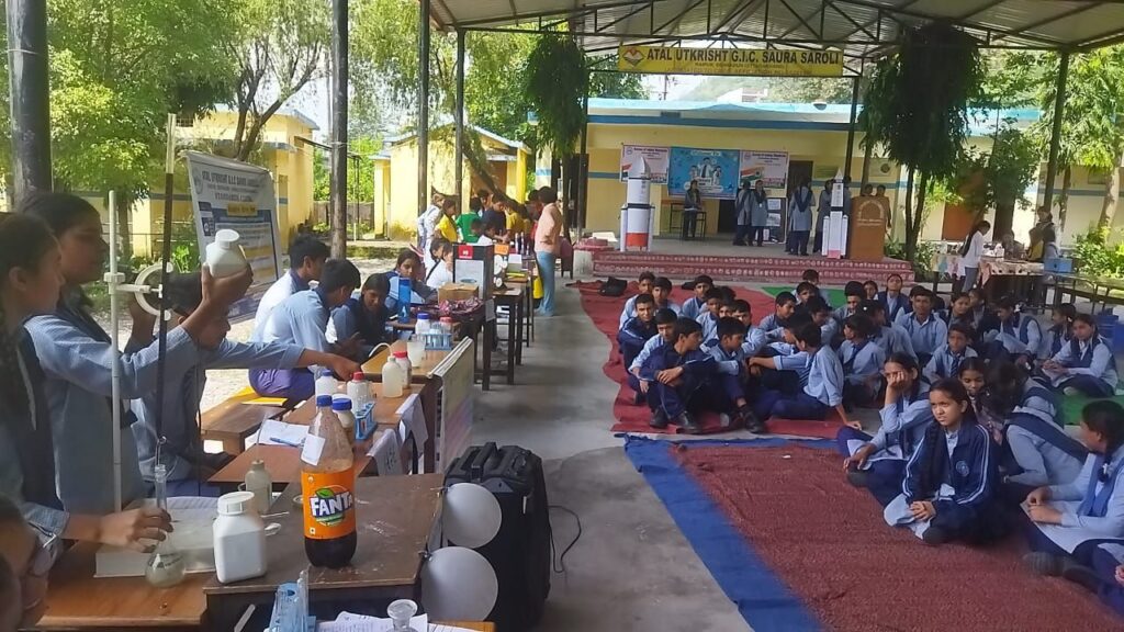 Science fest in augic saura saroli