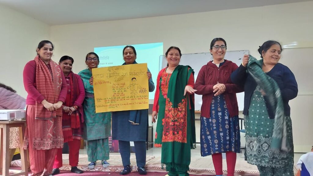 Diet dehradun organised training for anganwadi workers