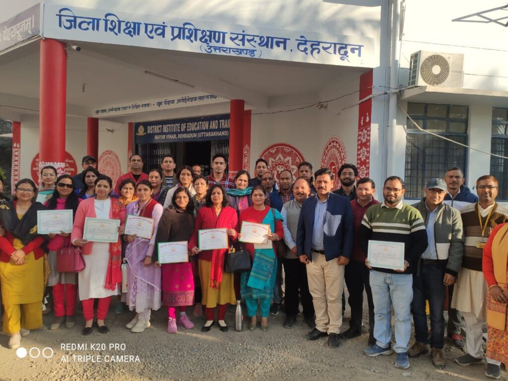 Teachers training on ICT at diet dehradun