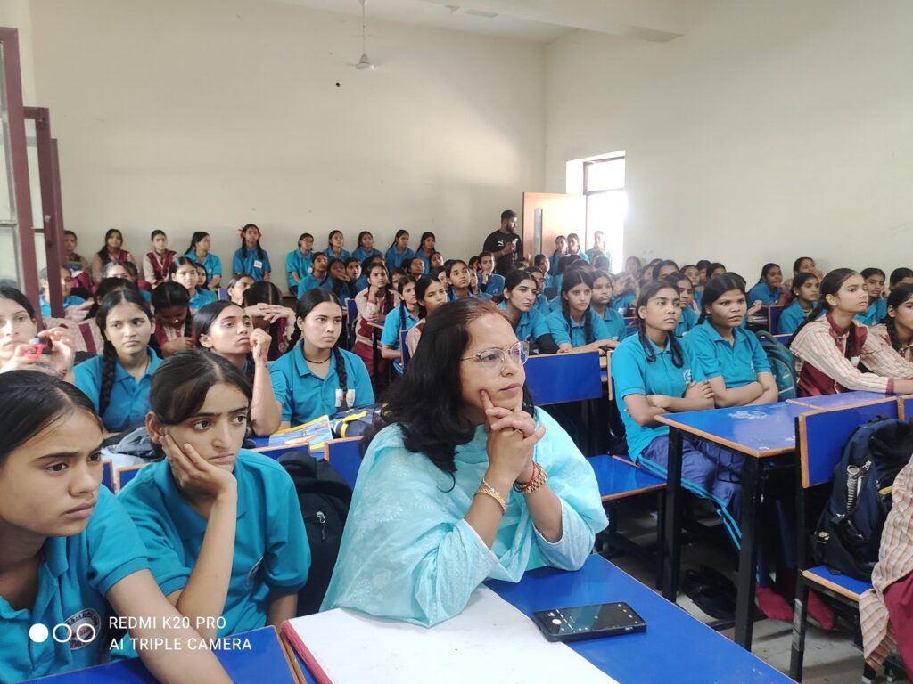 Cyber security campaign by diet Dehradun
